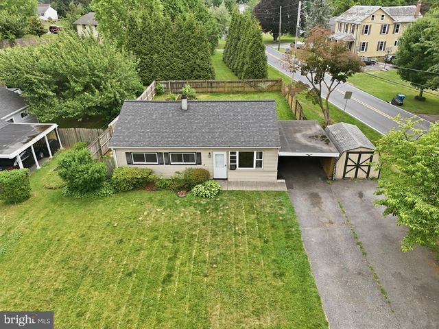 4 CONOY RD, Landisville, PA 17538