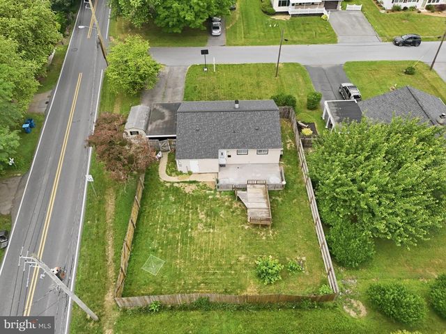 4 CONOY RD, Landisville, PA 17538