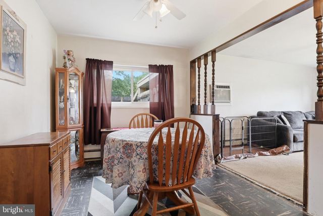 4 CONOY RD, Landisville, PA 17538