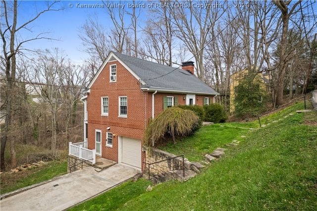 86 Abney Circle N, Charleston, WV 25314