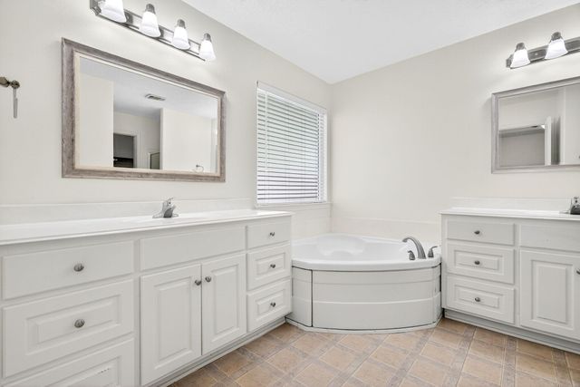 16289 Sun View Lane, Conroe, TX 77302