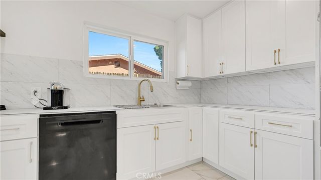 11200 Amestoy, Granada Hills, CA 91344