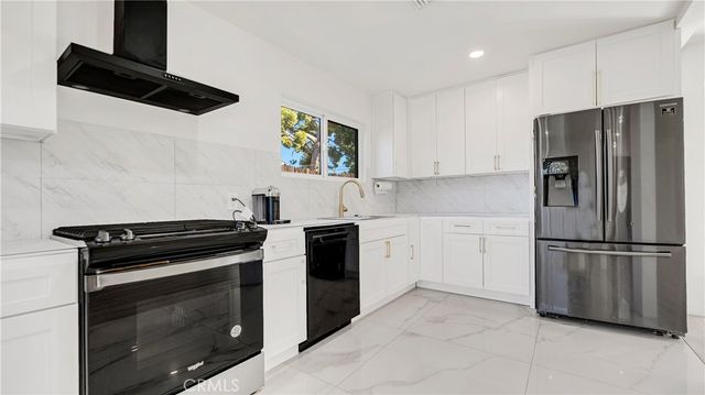 11200 Amestoy, Granada Hills, CA 91344