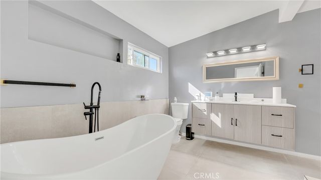 11200 Amestoy, Granada Hills, CA 91344