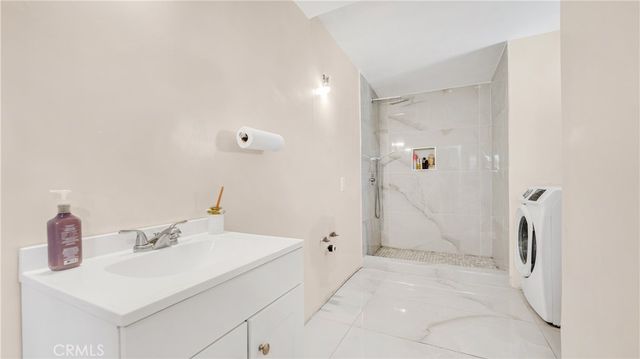 11200 Amestoy, Granada Hills, CA 91344