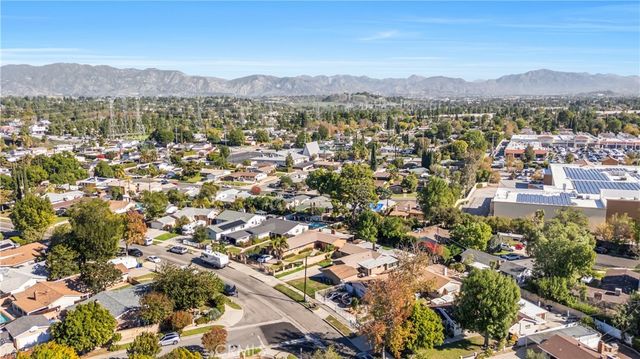 11200 Amestoy, Granada Hills, CA 91344
