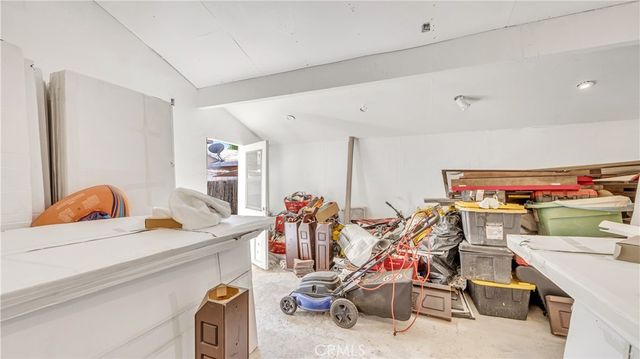 11200 Amestoy, Granada Hills, CA 91344
