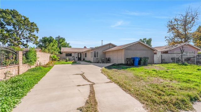 11200 Amestoy, Granada Hills, CA 91344