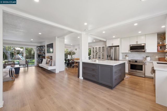 837 Tully Way, Concord, CA 94518