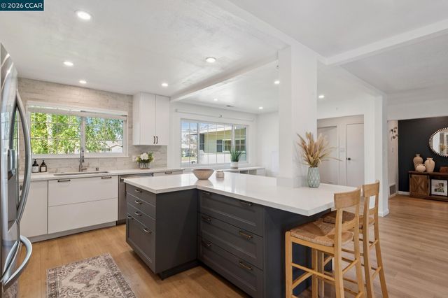 837 Tully Way, Concord, CA 94518