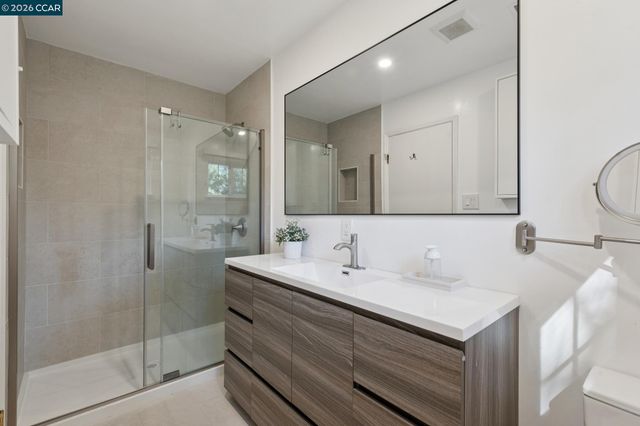 837 Tully Way, Concord, CA 94518