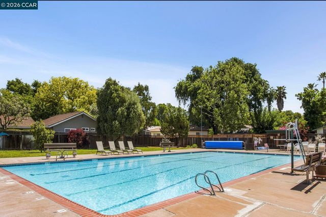 837 Tully Way, Concord, CA 94518