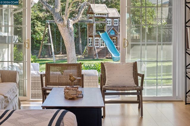 837 Tully Way, Concord, CA 94518