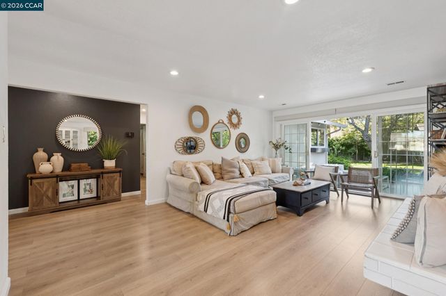 837 Tully Way, Concord, CA 94518
