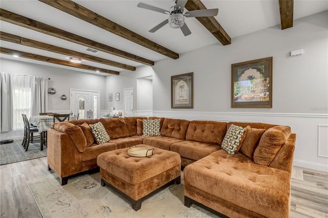 925 11TH AVENUE, Deland, FL 32724
