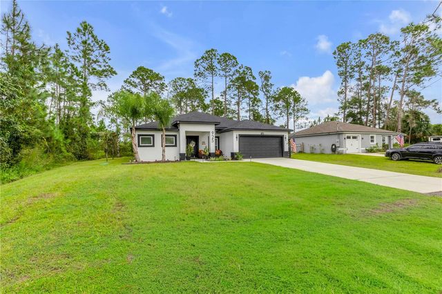 925 11TH AVENUE, Deland, FL 32724