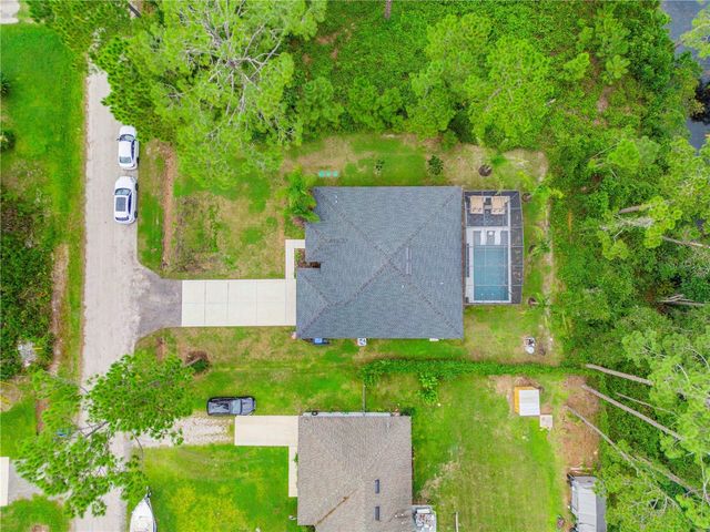925 11TH AVENUE, Deland, FL 32724