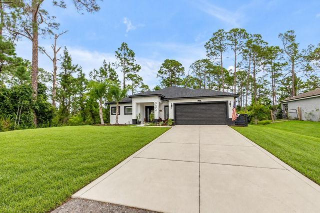 925 11TH AVENUE, Deland, FL 32724