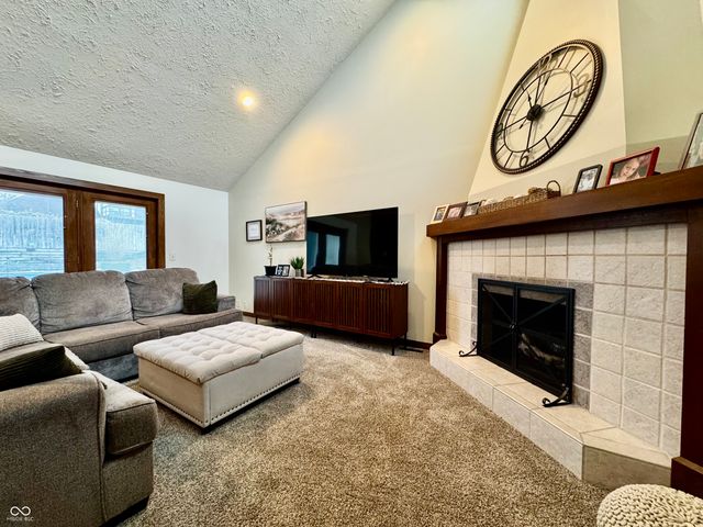 560 Sir Lancelot Drive, Seymour, IN 47274