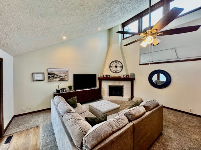 560 Sir Lancelot Drive, Seymour, IN 47274