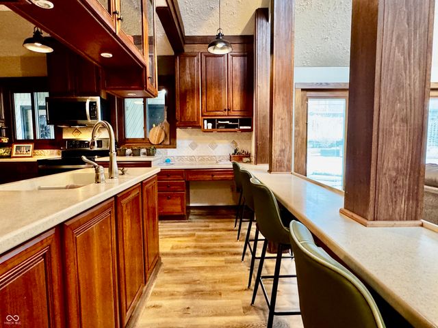 560 Sir Lancelot Drive, Seymour, IN 47274