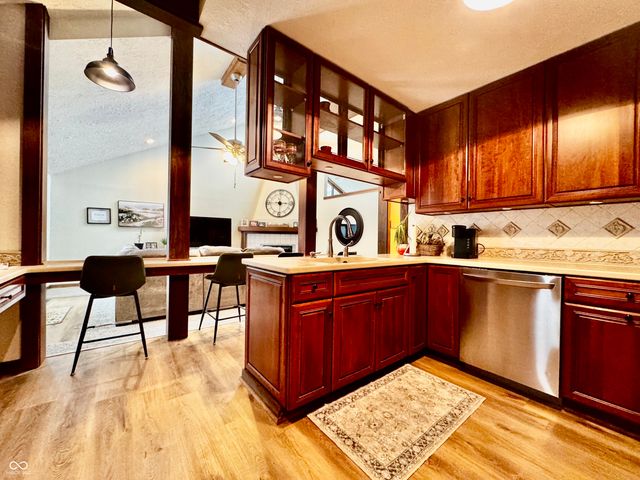 560 Sir Lancelot Drive, Seymour, IN 47274