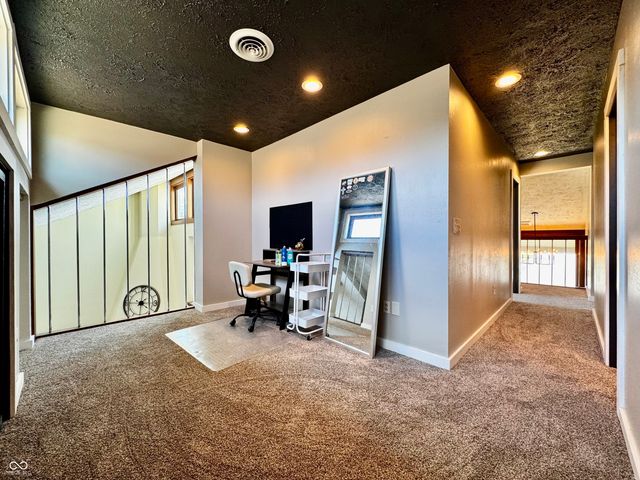 560 Sir Lancelot Drive, Seymour, IN 47274