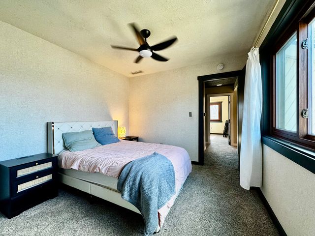 560 Sir Lancelot Drive, Seymour, IN 47274