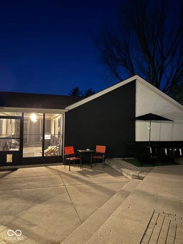 560 Sir Lancelot Drive, Seymour, IN 47274