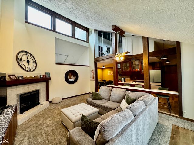 560 Sir Lancelot Drive, Seymour, IN 47274