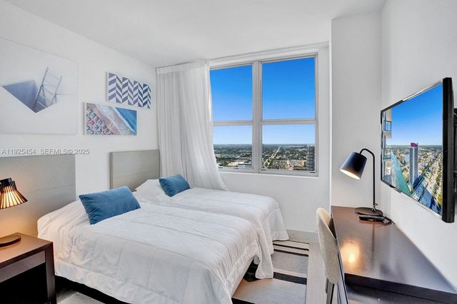 4010 S Ocean Dr R1108, Hollywood, FL 33019