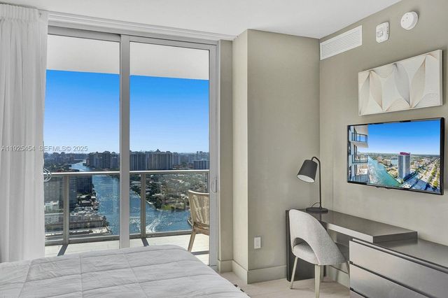 4010 S Ocean Dr R1108, Hollywood, FL 33019