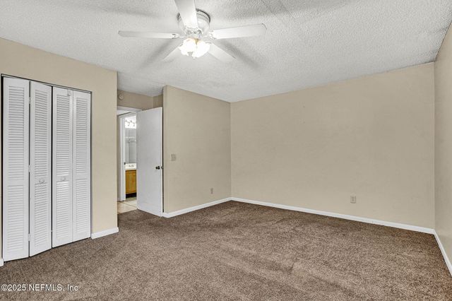 5587 GREATPINE Lane S, Jacksonville, FL 32244