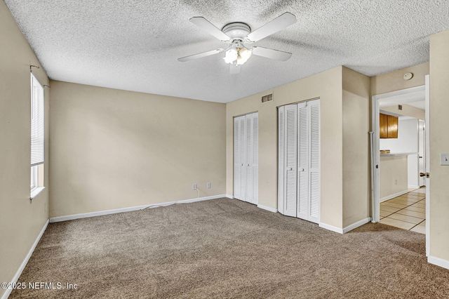 5587 GREATPINE Lane S, Jacksonville, FL 32244