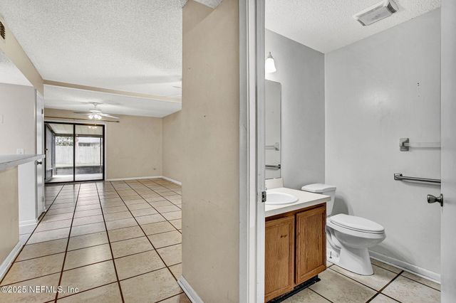 5587 GREATPINE Lane S, Jacksonville, FL 32244