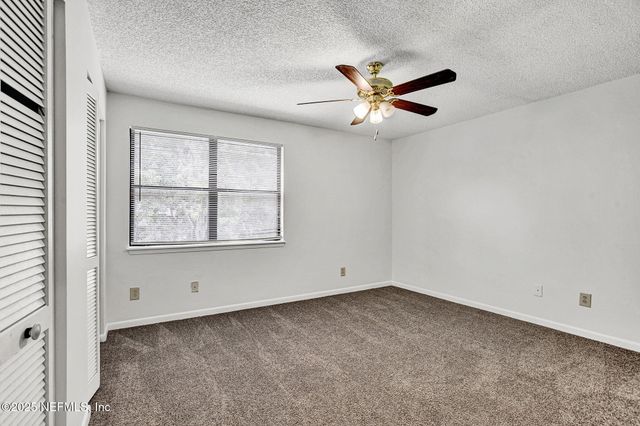 5587 GREATPINE Lane S, Jacksonville, FL 32244