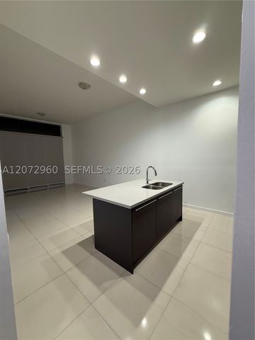 7661 NW 107th Ave 813, Doral, FL 33178