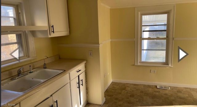 7115 Laverne Avenue, Parma, OH 44129