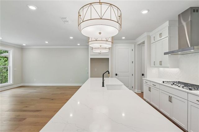5677 Broad River View 437, Peachtree Corners, GA 30092