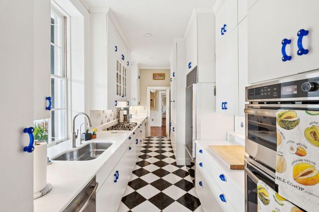 5 Legare Street C, Charleston, SC 29401