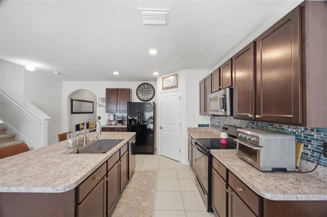 15417 IBIS FALL PLACE, Sun City Center, FL 33573