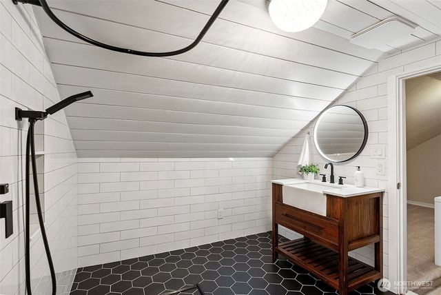 1407 N 11th Street, Tacoma, WA 98403