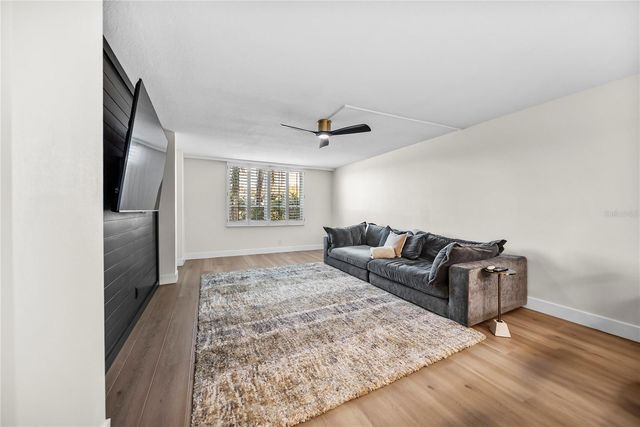 2617 COVE CAY DRIVE 110, Clearwater, FL 33760