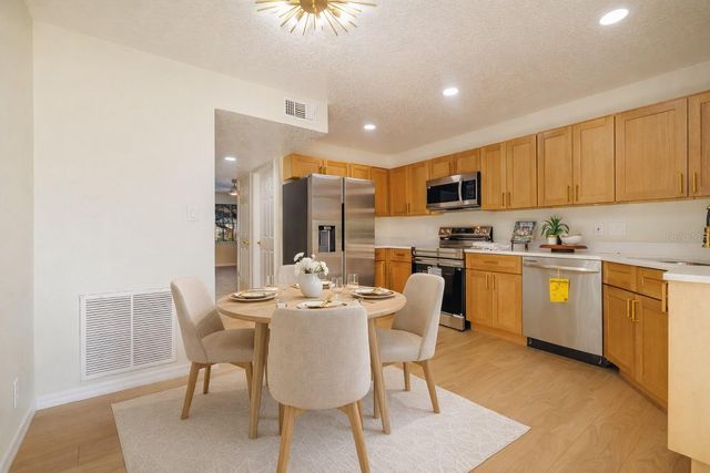 6922 WOODLAKE DRIVE 103, Orlando, FL 32810