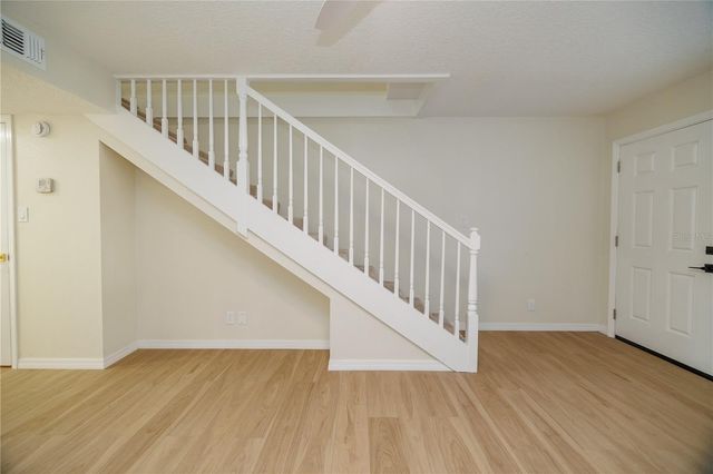 6922 WOODLAKE DRIVE 103, Orlando, FL 32810