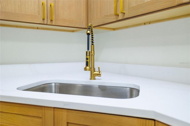 6922 WOODLAKE DRIVE 103, Orlando, FL 32810