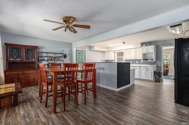 8875 N 1150 E, Walkerton, IN 46574