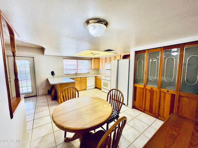 3661 W CAMPO BELLO Drive, Glendale, AZ 85308