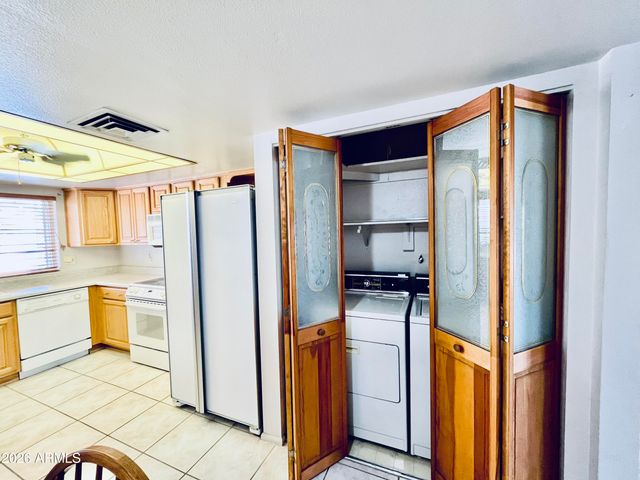 3661 W CAMPO BELLO Drive, Glendale, AZ 85308