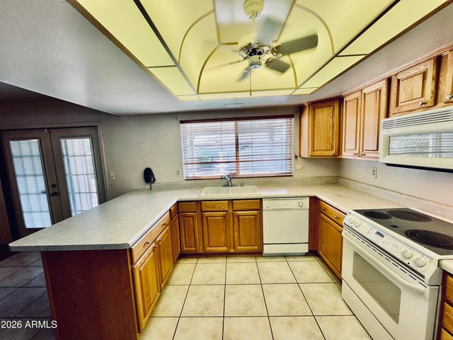 3661 W CAMPO BELLO Drive, Glendale, AZ 85308